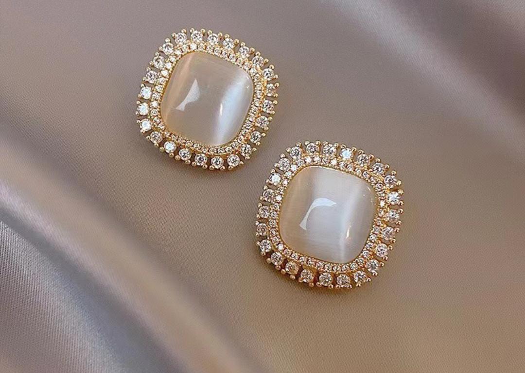 Korean Sparkling Rhinestone Opal Square Stud Earrings - Premium Aesthetic - Wholesale Ratneza