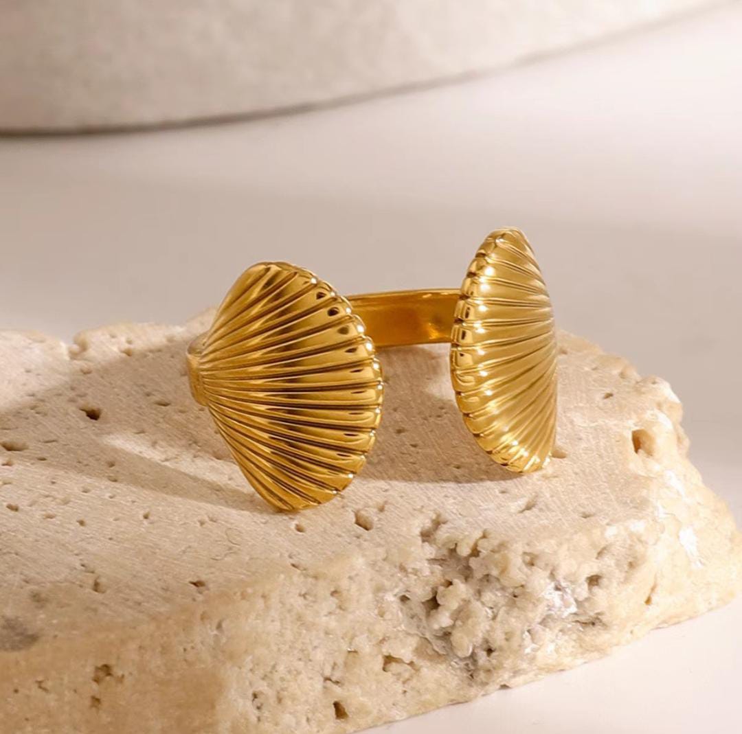 Anti-Tarnish Gold Plated Shell Ring Style Ring