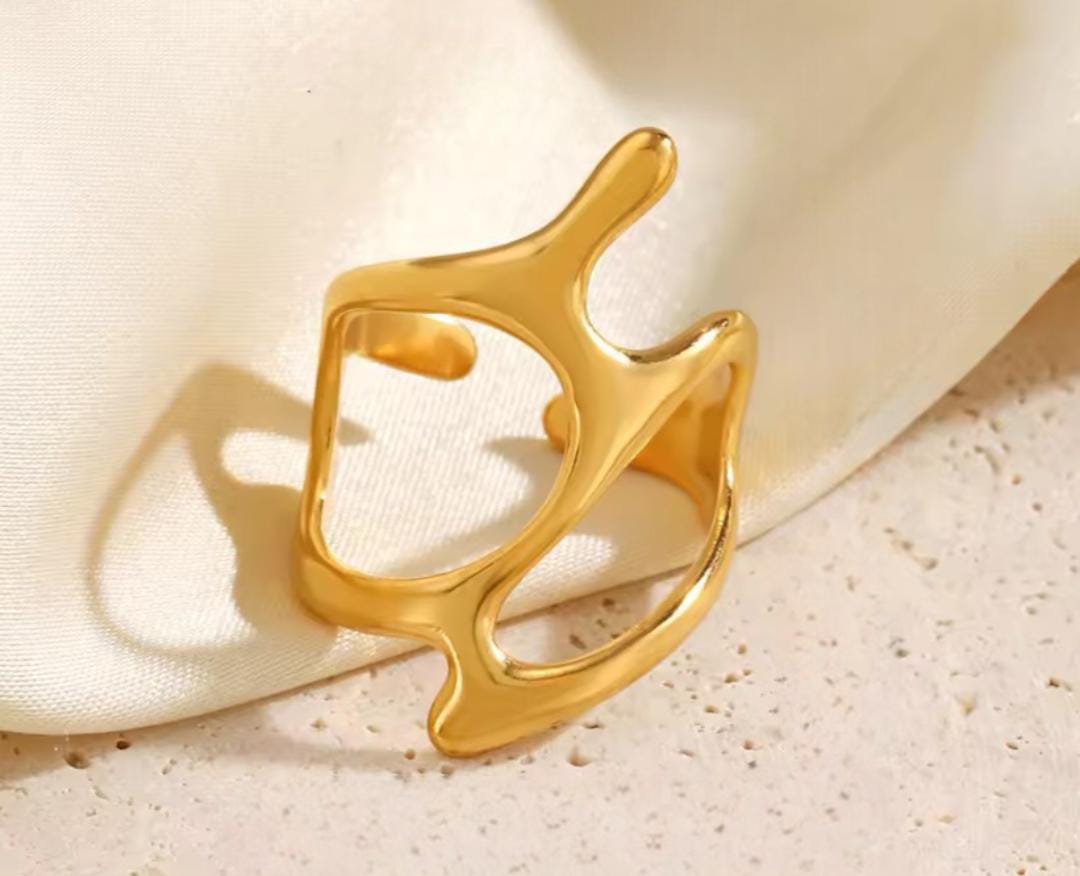 Anti-Tarnish Gold Plated Irregular Hollow Ring