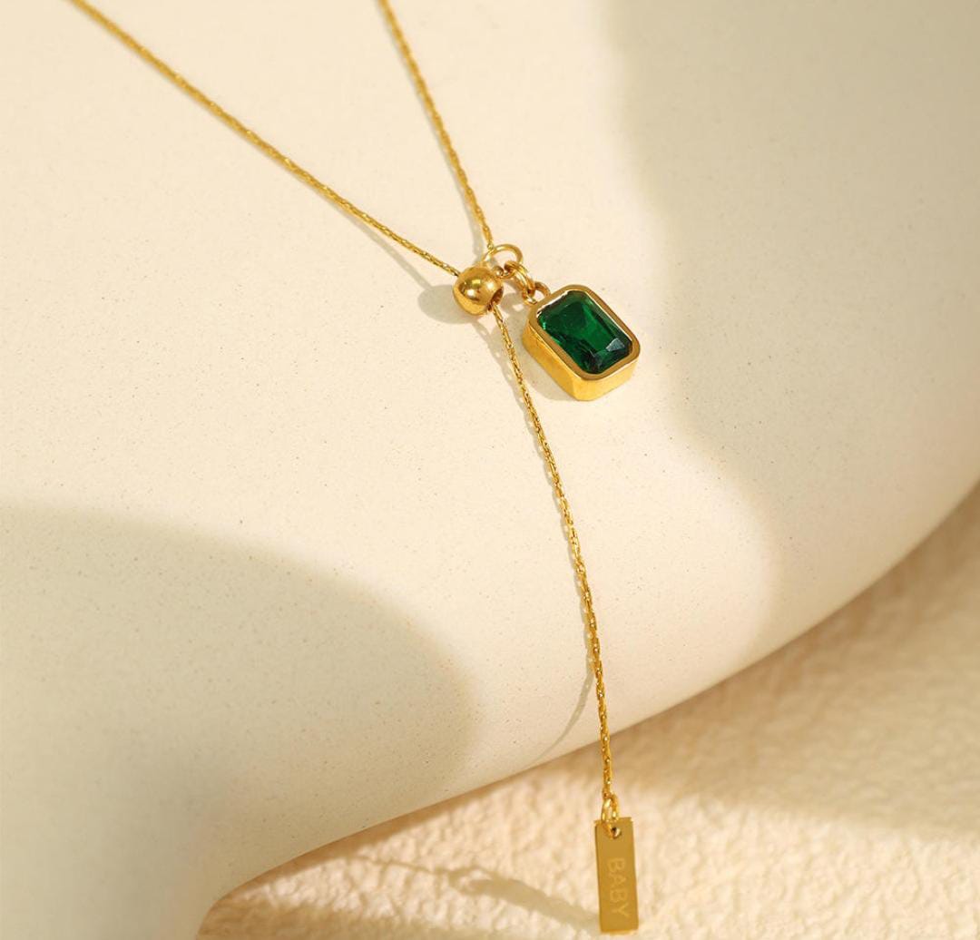 Anti-Tarnish Emerald Pendant Engraved Bar Drop 316L Stainless Steel Necklace