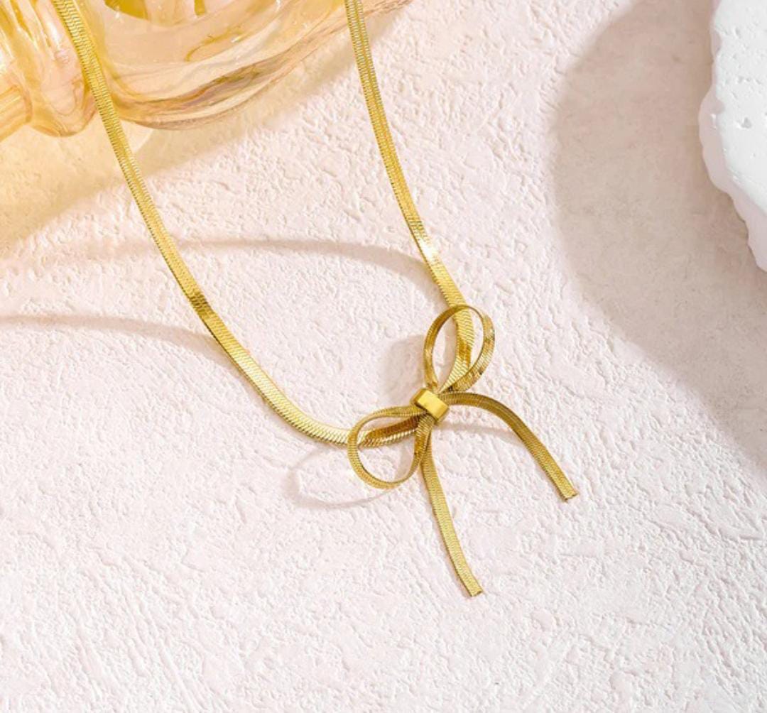 Anti-Tarnish Bow Knot Snake Chain Stainless Steel Necklace