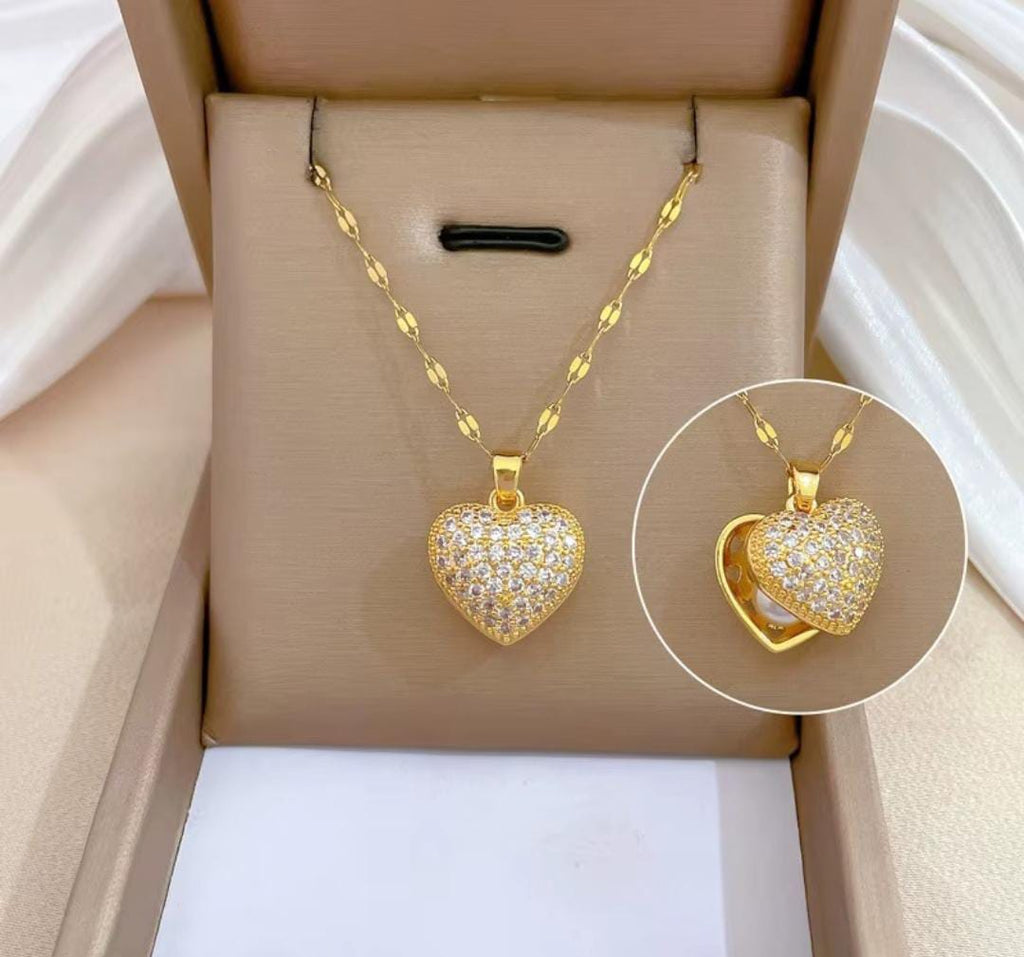 Anti-Tarnish Pearl Inside Heart Pendant Lip Chain Stainless Steel Necklace
