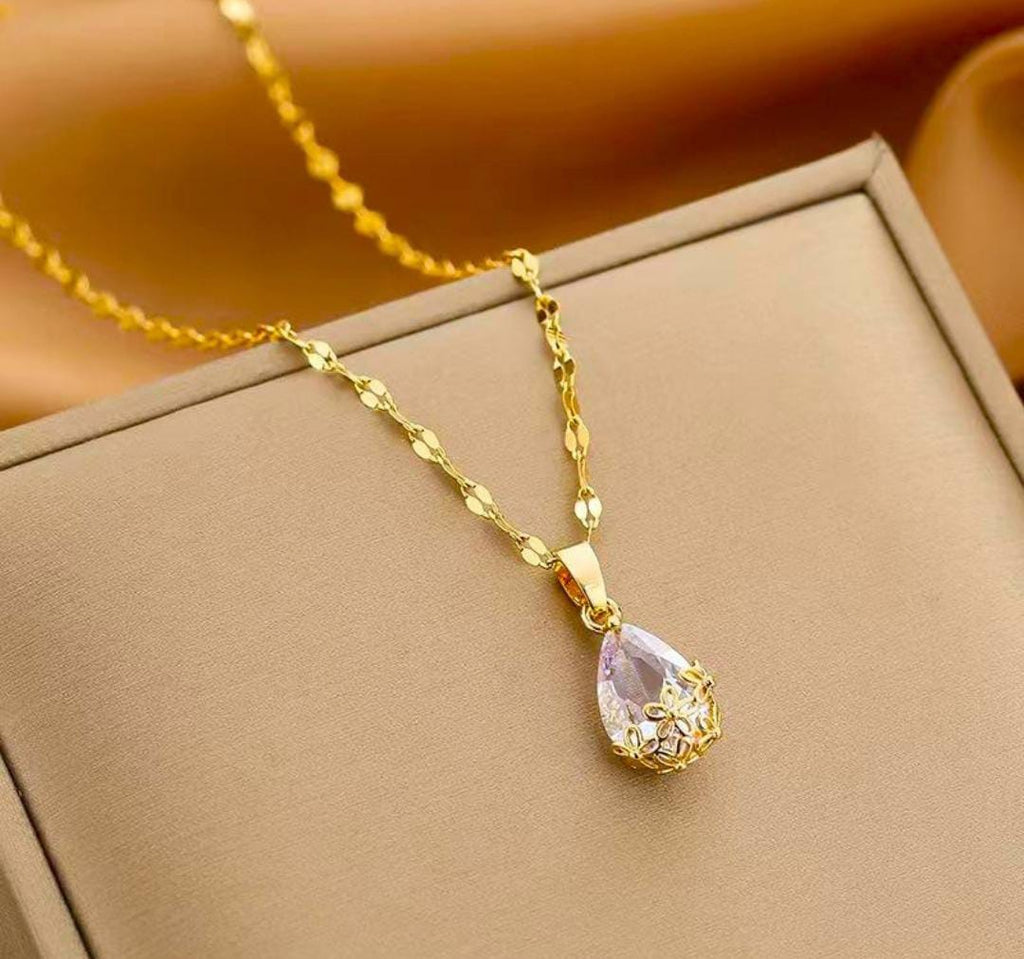Anti-Tarnish Water Drop Floral Base Stainless Steel Pendant Necklace