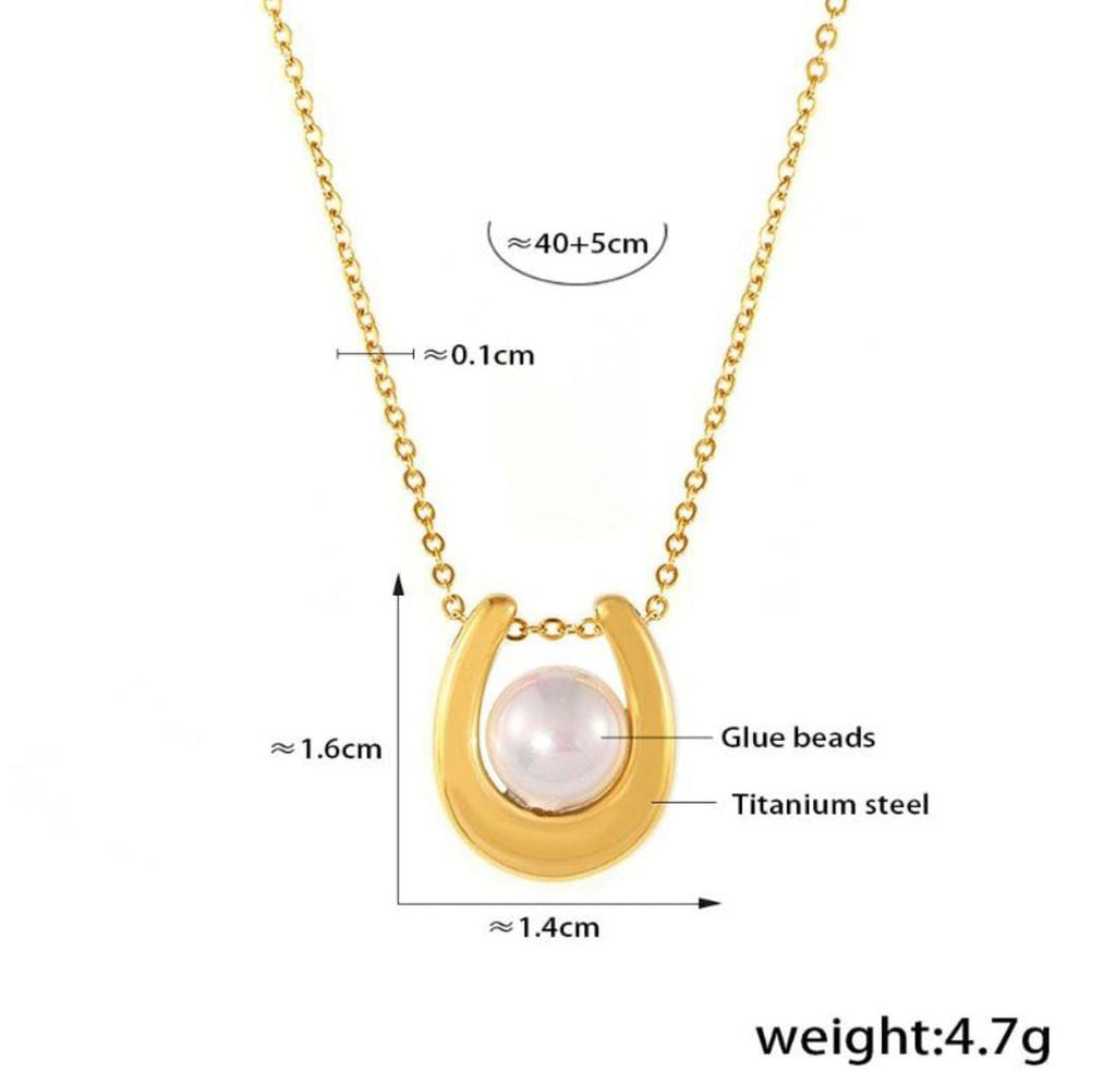 Anti-Tarnish U-Pearl Stainless Steel Pendant Necklace