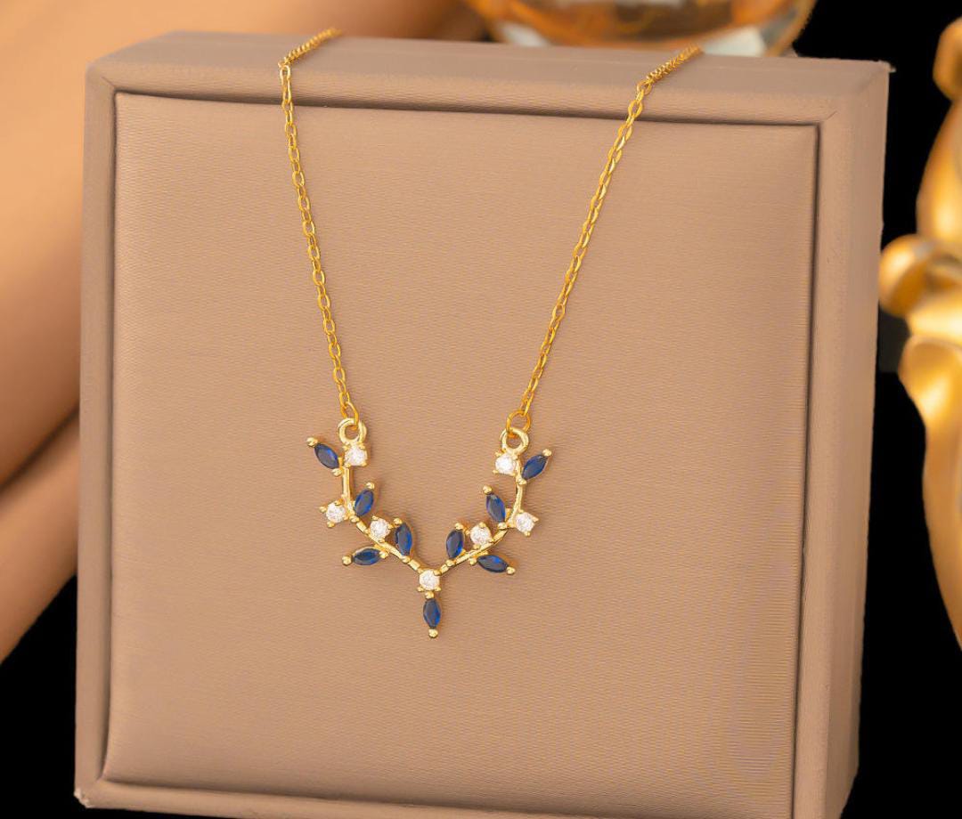 Anti-Tarnish Blue Leaf Antlers Deer Shape Stainless Steel Necklace