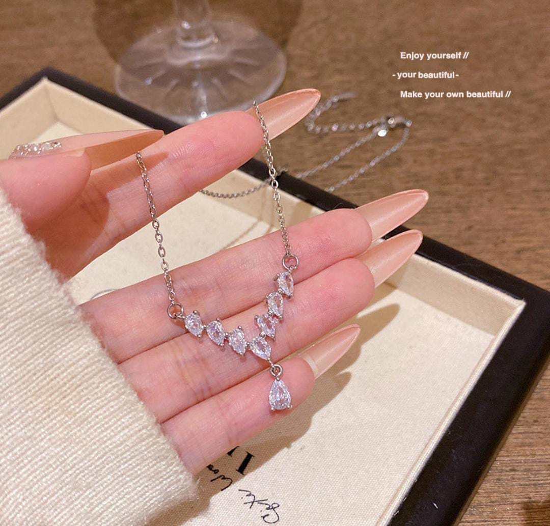 Anti-Tarnish Sparkling Water Drop V-shaped Stainless Steel Necklace