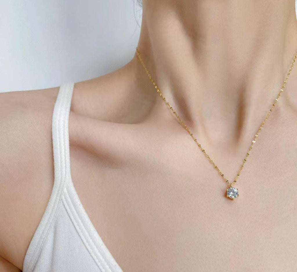 Anti-Tarnish Golden Six Claw Single Diamond Lip Chain Stainless Steel Necklace