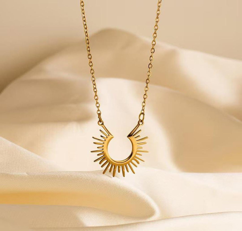Anti-Tarnish Semicircle Sun Ray Stainless Steel Necklace