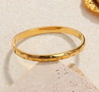 Anti-Tarnish Stainless Steel 18K Gold Star-Studded Zircon Bangle Bracelet