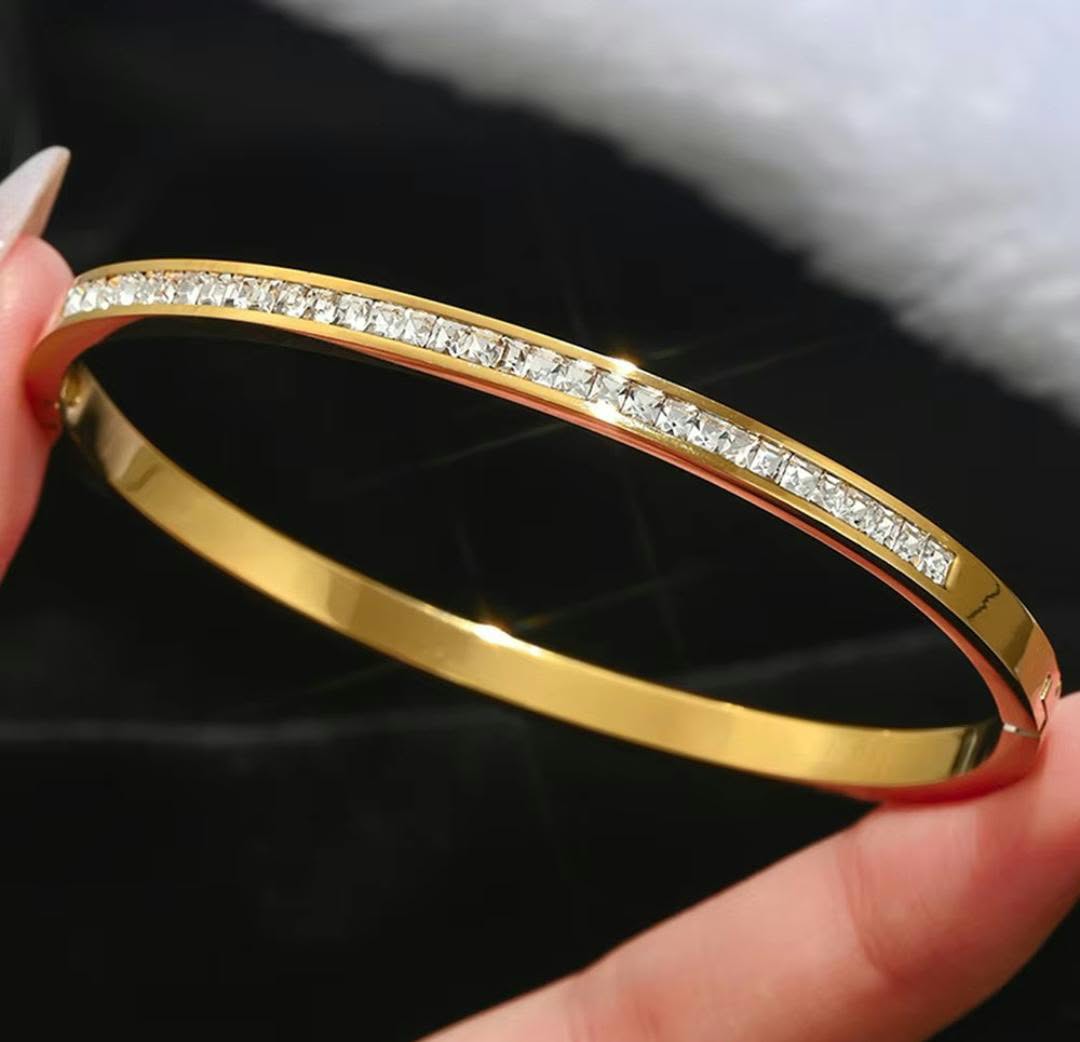 Anti-Tarnish Stainless Steel 18K Gold Zircon Studded Bangle Bracelet