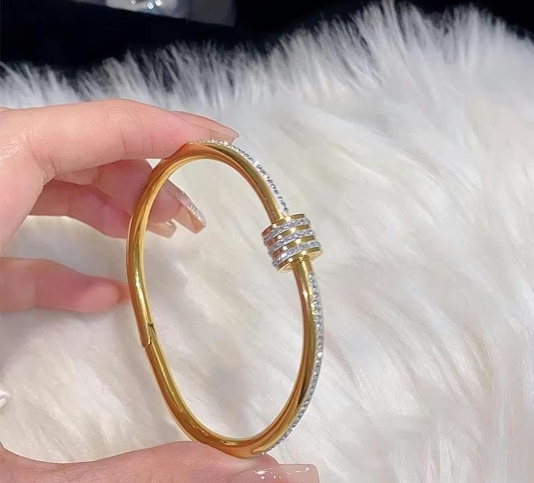 Anti-Tarnish Stainless Steel 18K Gold Cross Border Style Zircon Bangle Bracelet